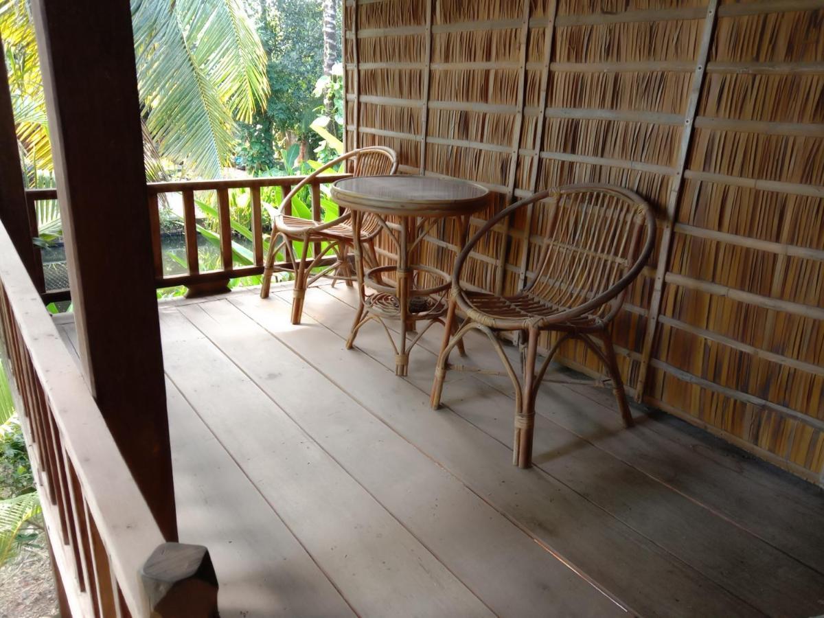 O'Hamok Family Homestay Battambang Bagian luar foto