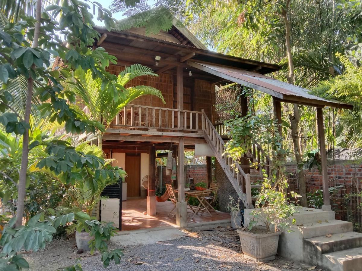 O'Hamok Family Homestay Battambang Bagian luar foto