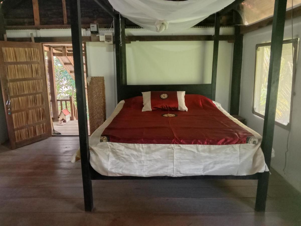 O'Hamok Family Homestay Battambang Bagian luar foto
