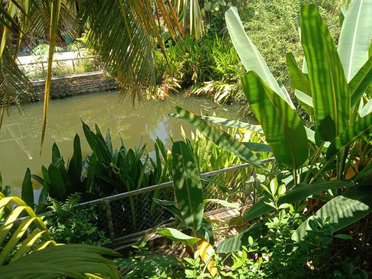 O'Hamok Family Homestay Battambang Bagian luar foto