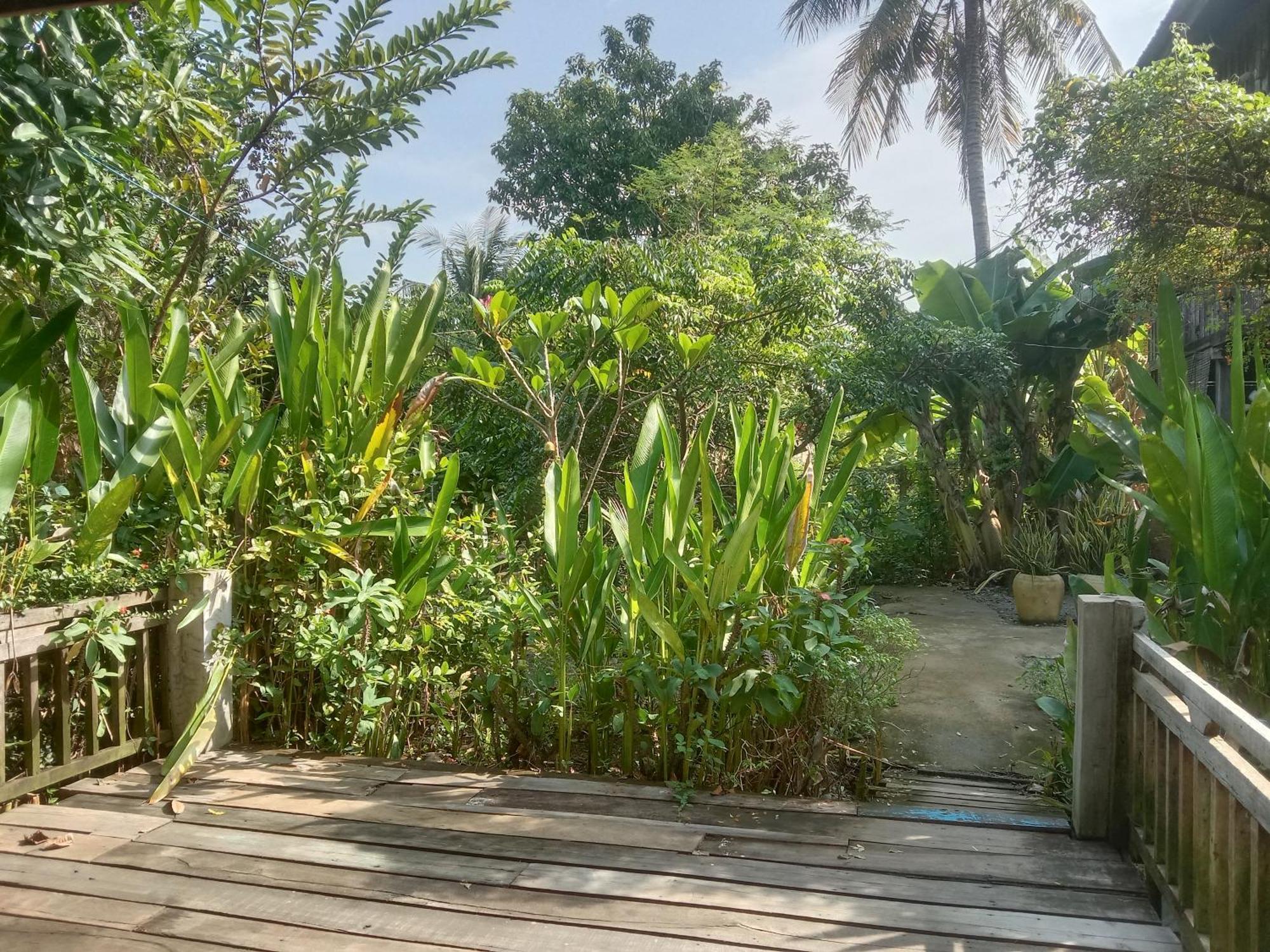 O'Hamok Family Homestay Battambang Bagian luar foto