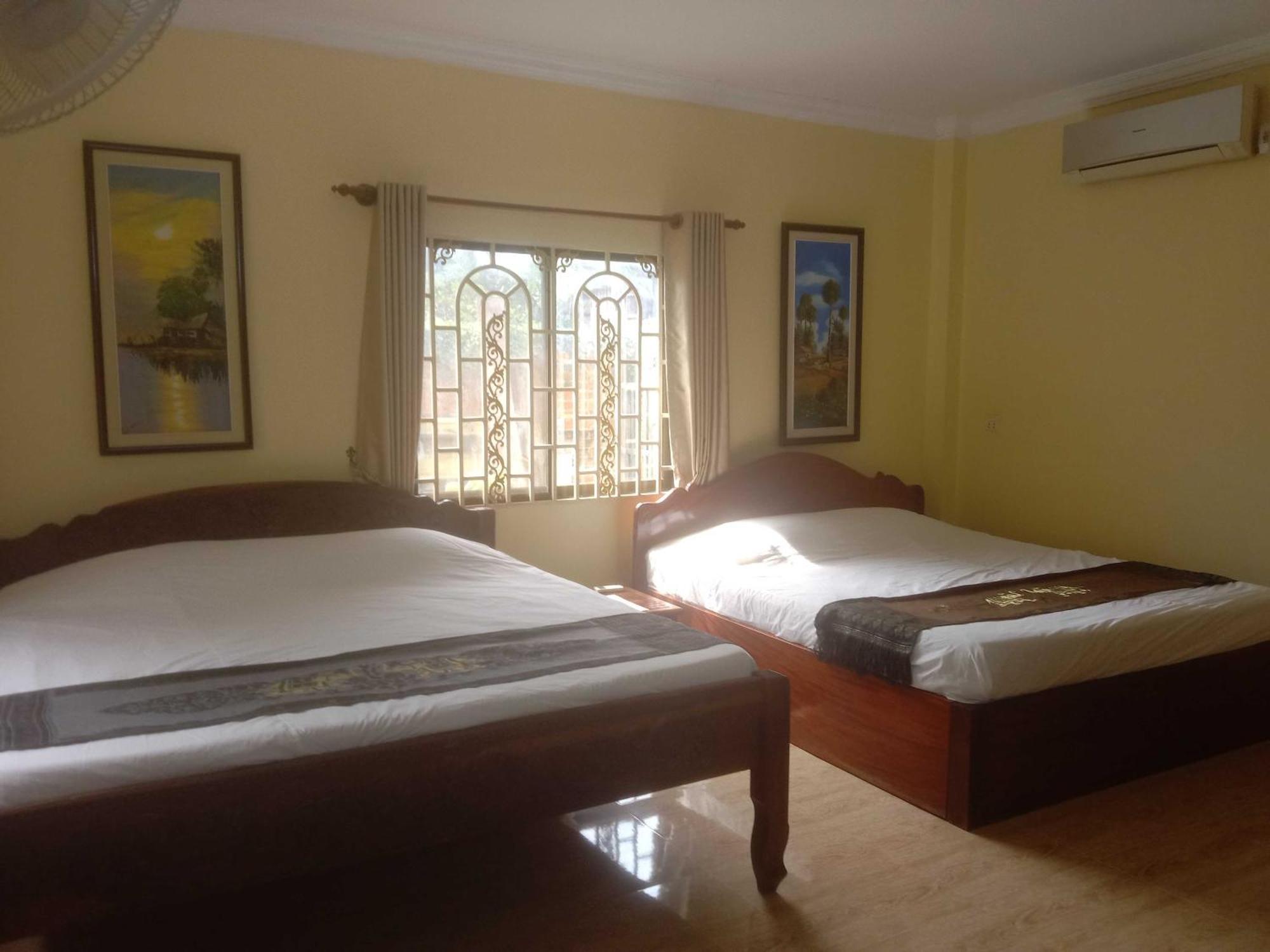 O'Hamok Family Homestay Battambang Bagian luar foto